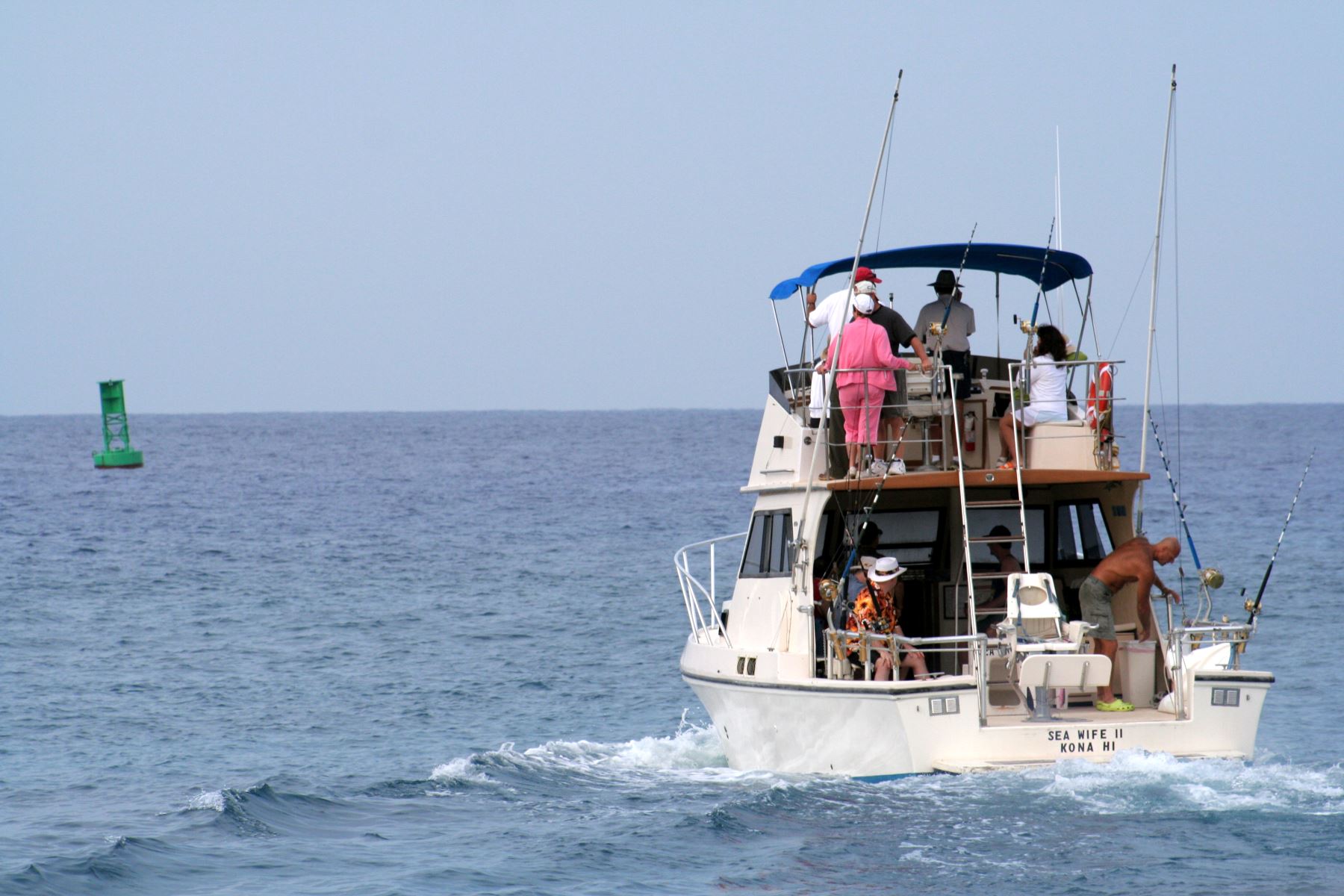 Hawaii charter fishing boat